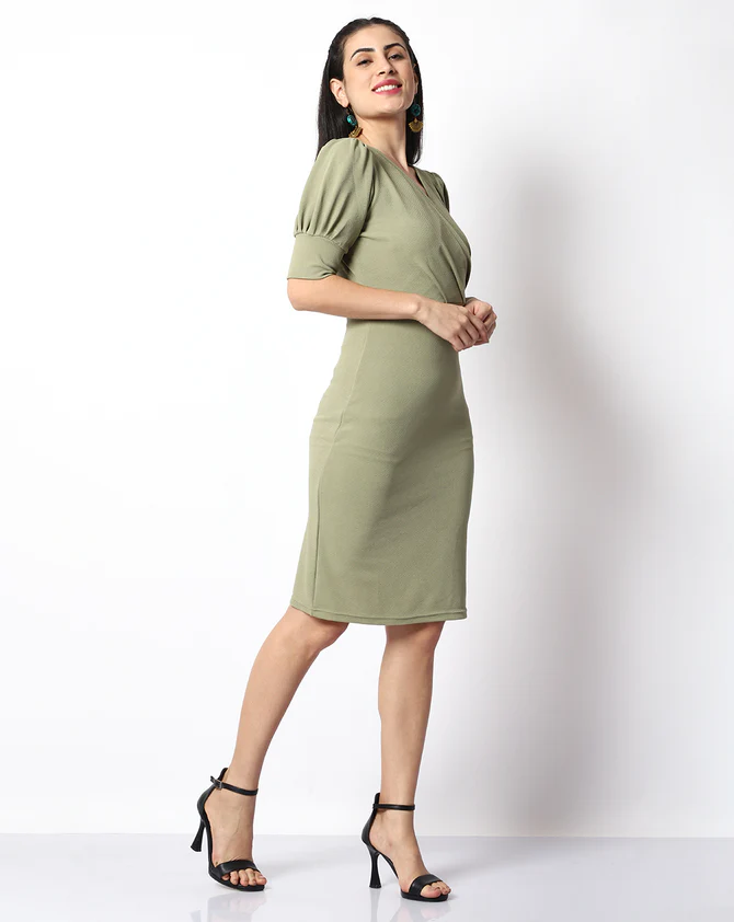 Casual Solid Women Green V-Neck Bodycon