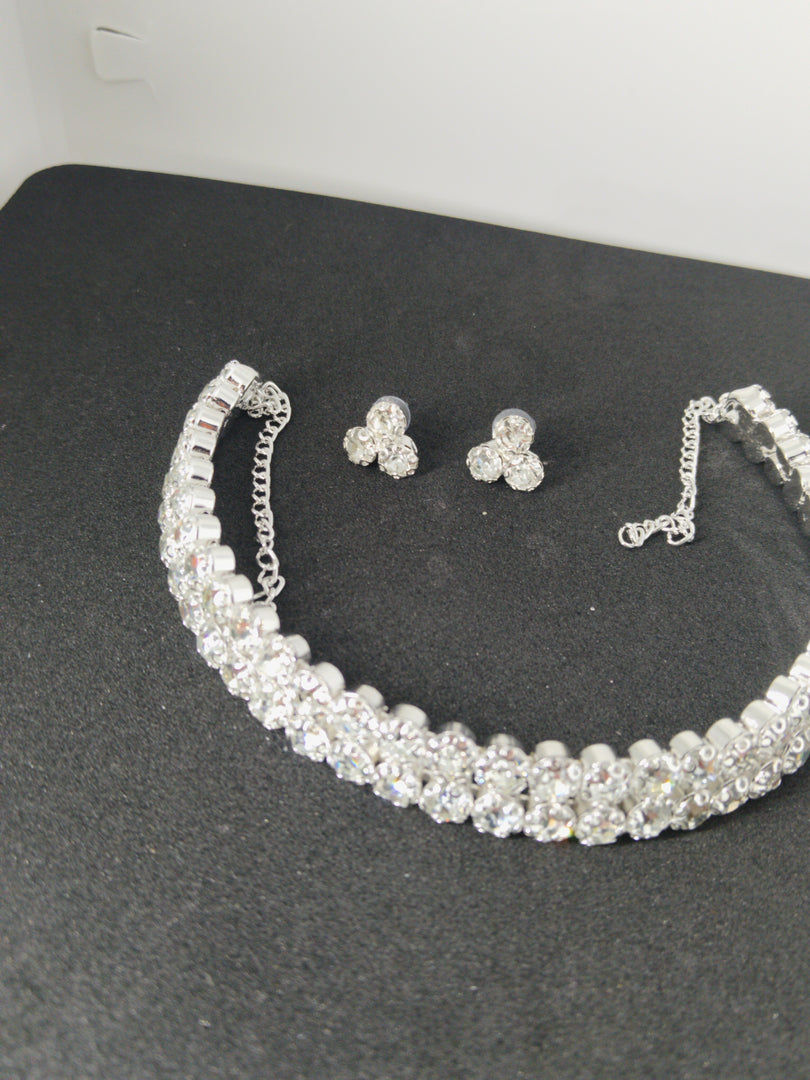 Crystal Elegance Choker Necklace Set with Matching Earrings - Dazzling Silver Ensemble